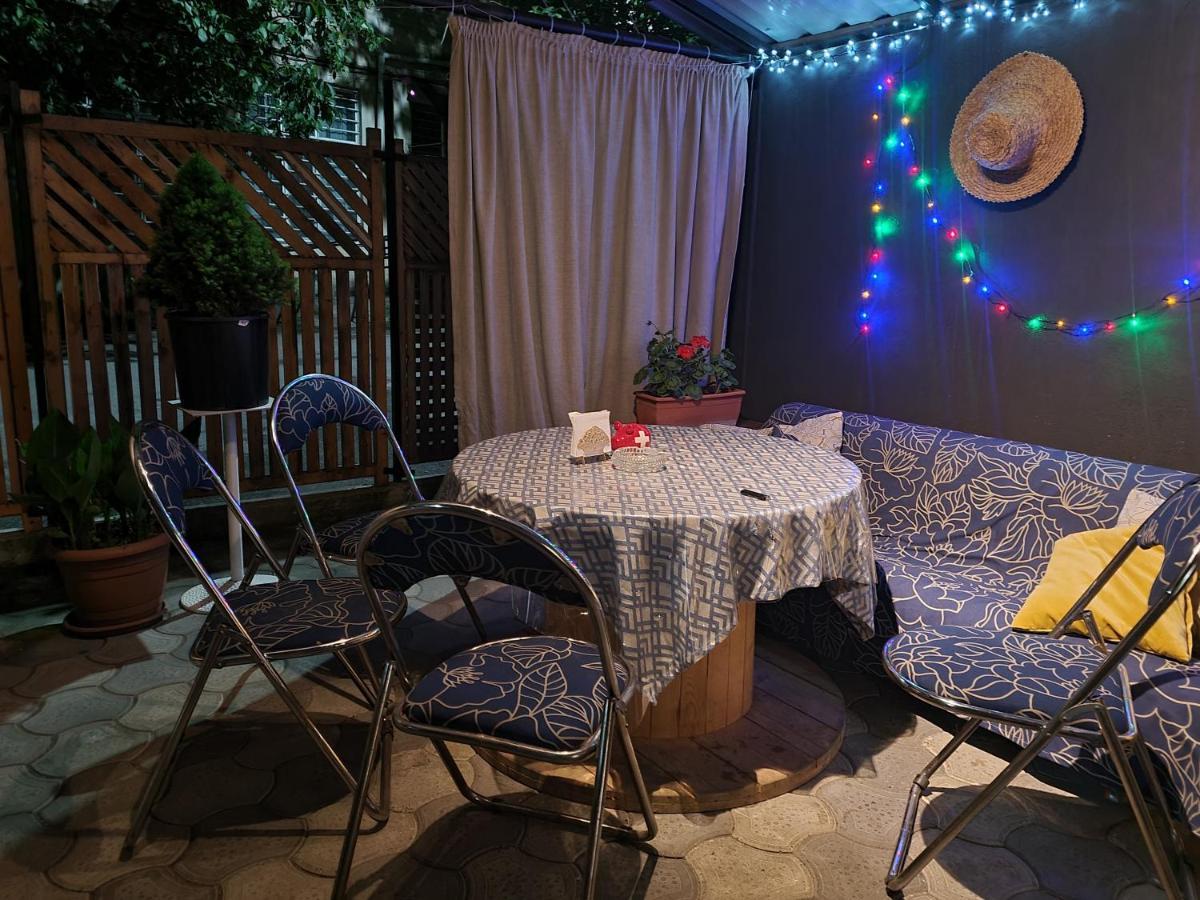 Friendly Guest House Κουτάισι Εξωτερικό φωτογραφία
