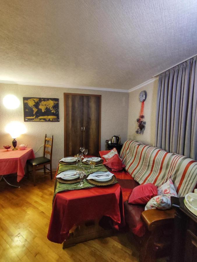 Friendly Guest House Κουτάισι Εξωτερικό φωτογραφία
